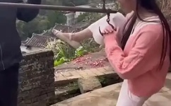 能播放的人与Zoom